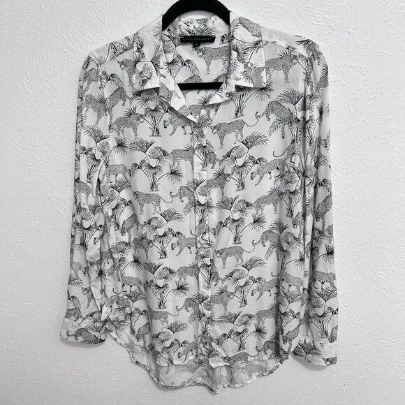 Jane and Delancey Tops - Jane and Delancey Top Black White Cheetahs Palm Trees Novelty Print Button Up M